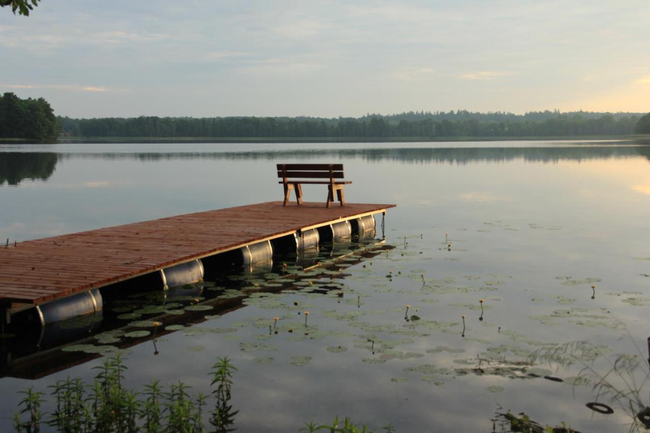 Czarna Jachta - Na Szlaku Legend - - - - - Pokoje Nad Jeziorem Kruklanki Exterior foto